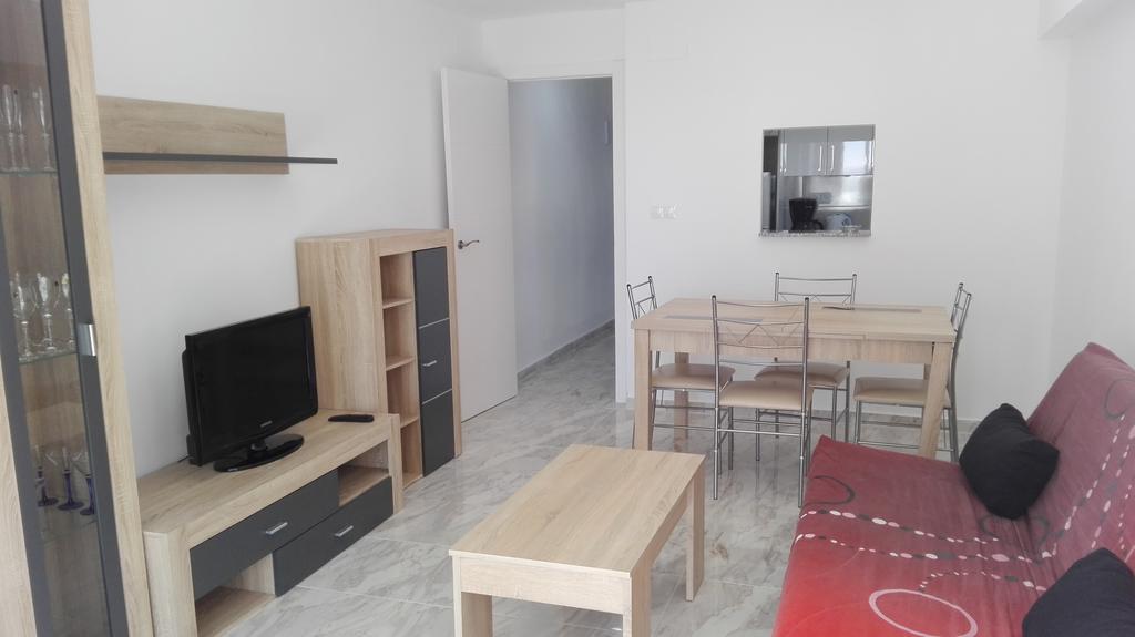 Apartamentos Los Caballos ベニドルム エクステリア 写真