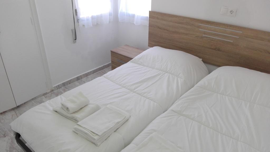 Apartamentos Los Caballos ベニドルム エクステリア 写真